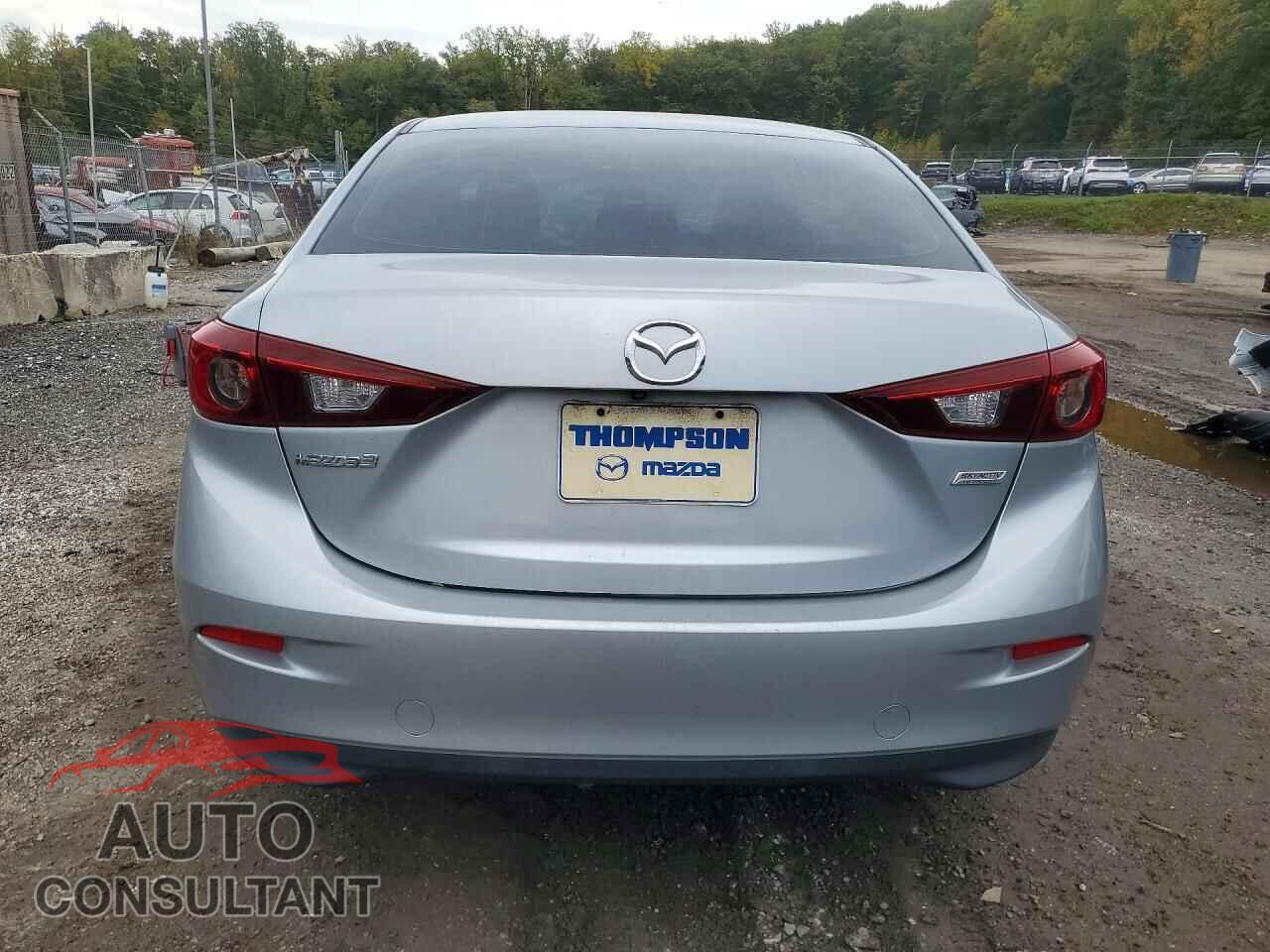 MAZDA 3 2017 - 3MZBN1U7XHM148279