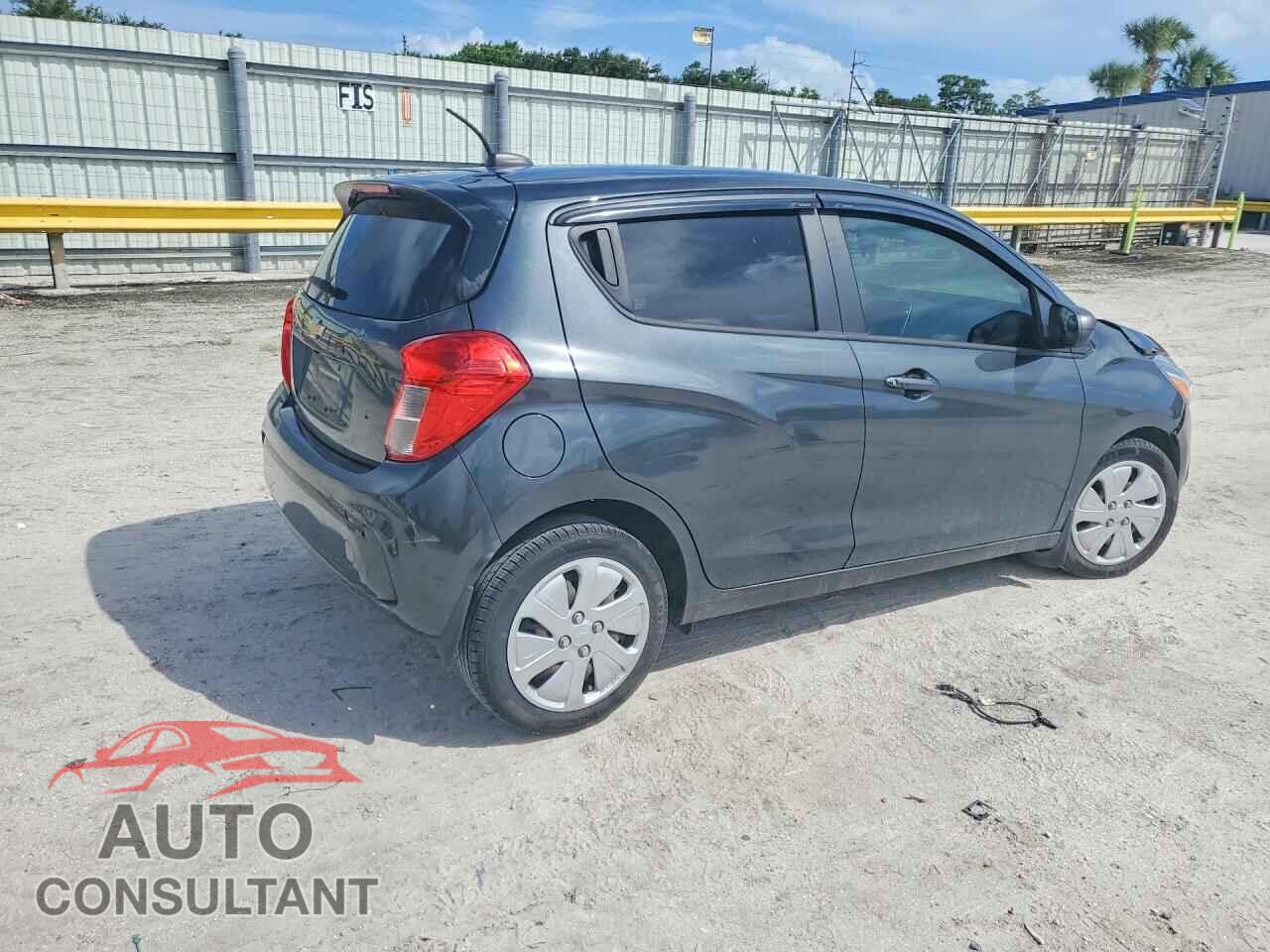 CHEVROLET SPARK 2018 - KL8CB6SA2JC467266