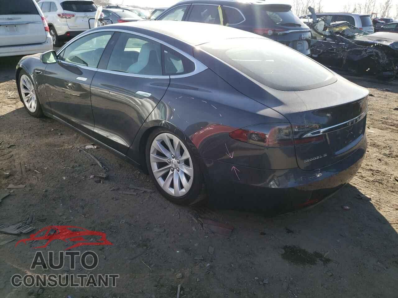 TESLA MODEL S 2018 - 5YJSA1E28JF283546