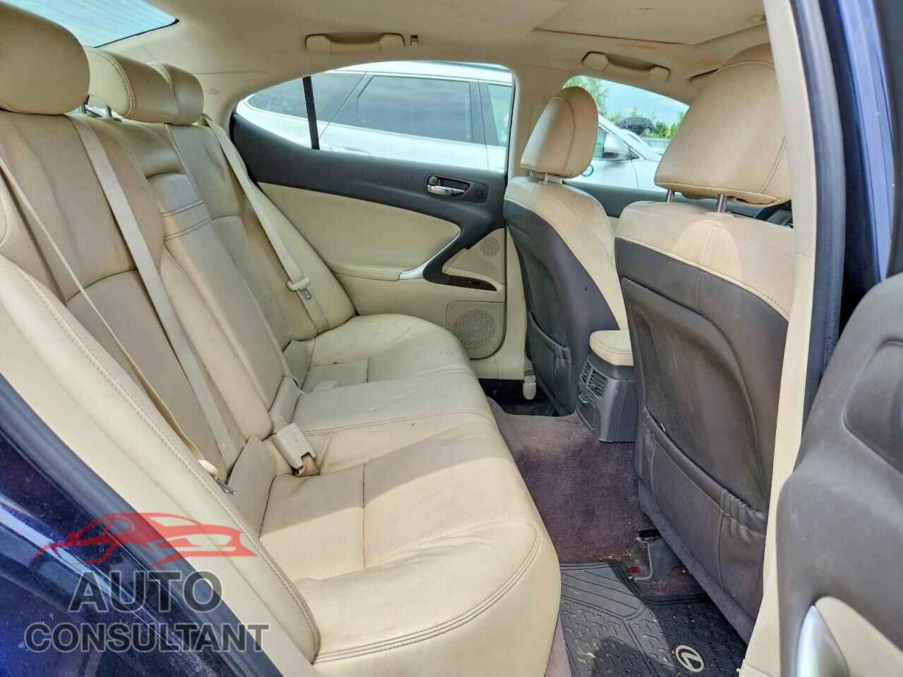 LEXUS IS 2010 - JTHBE5C23A5023845