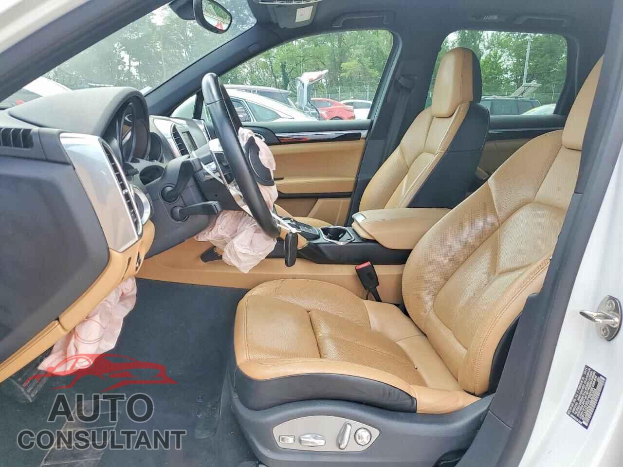 PORSCHE CAYENNE 2016 - WP1AA2A27GLA05264
