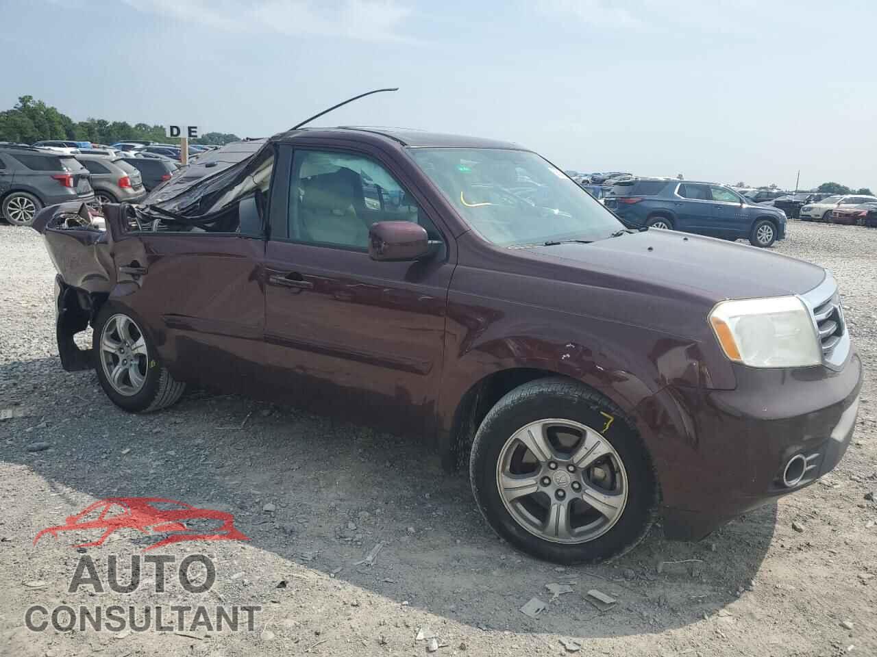 HONDA PILOT 2013 - 5FNYF3H5XDB032934