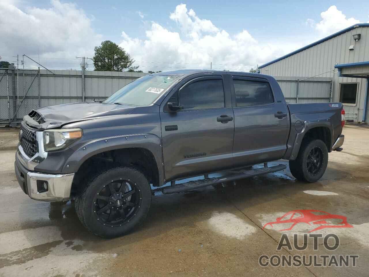 TOYOTA TUNDRA 2019 - 5TFDW5F13KX851913