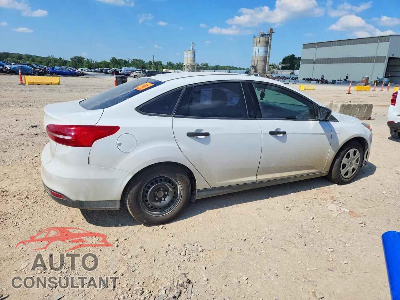FORD FOCUS 2017 - 1FADP3E21HL342422