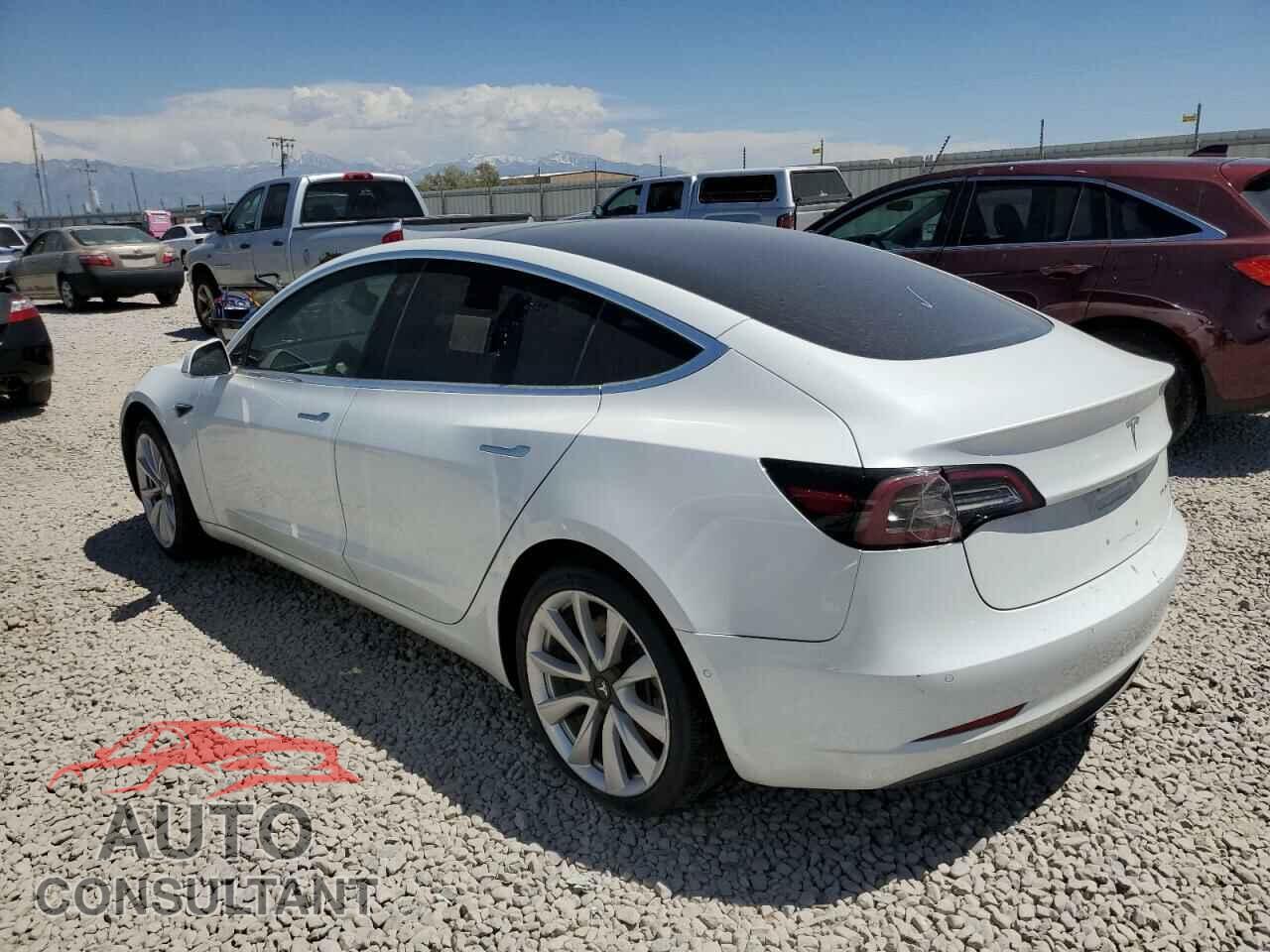 TESLA MODEL 3 2018 - 5YJ3E1EB0JF092373