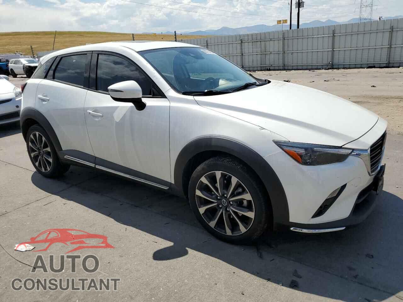 MAZDA CX-3 2019 - JM1DKFD7XK0432314