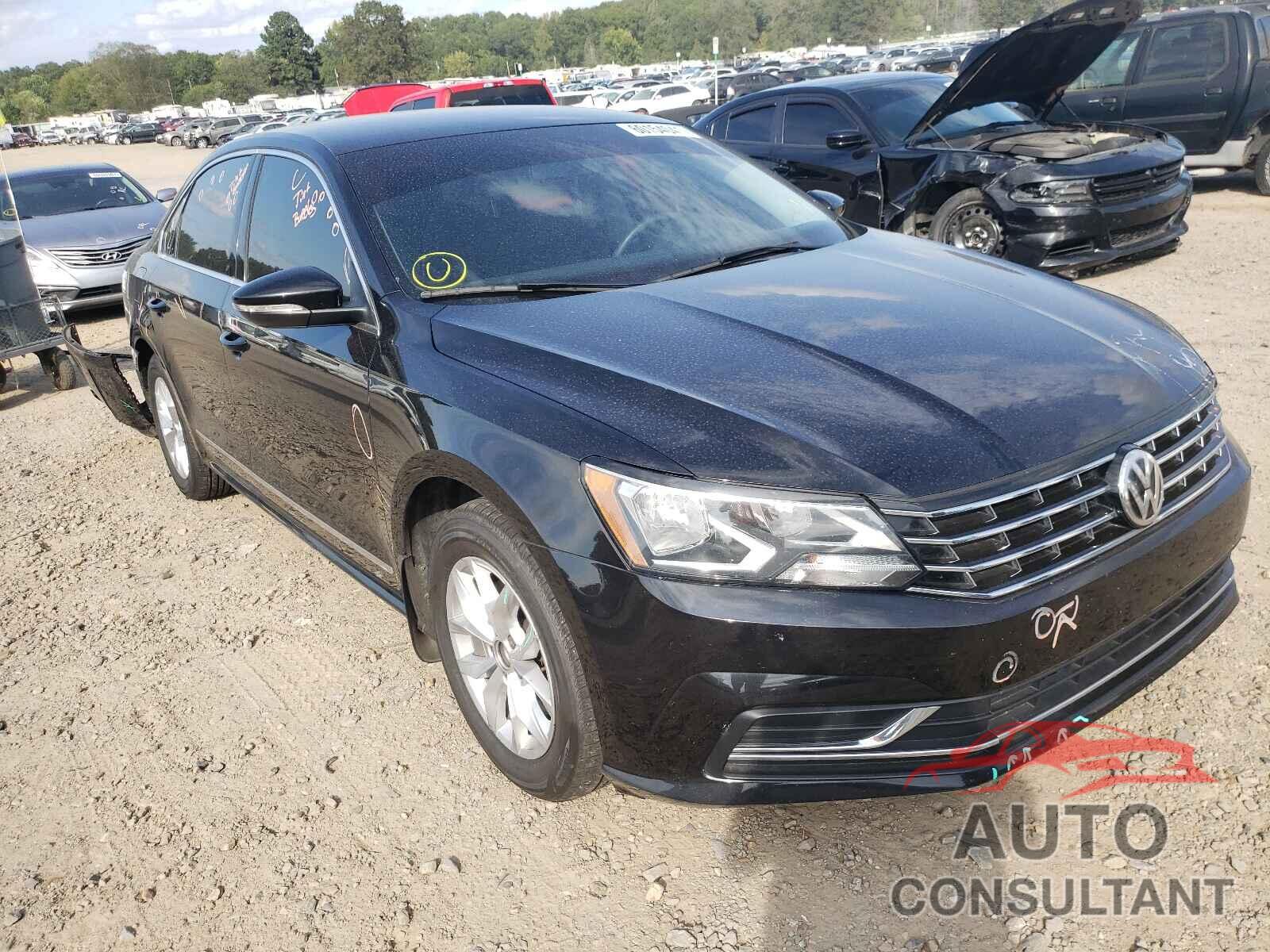VOLKSWAGEN PASSAT 2017 - 1VWAT7A31HC046361