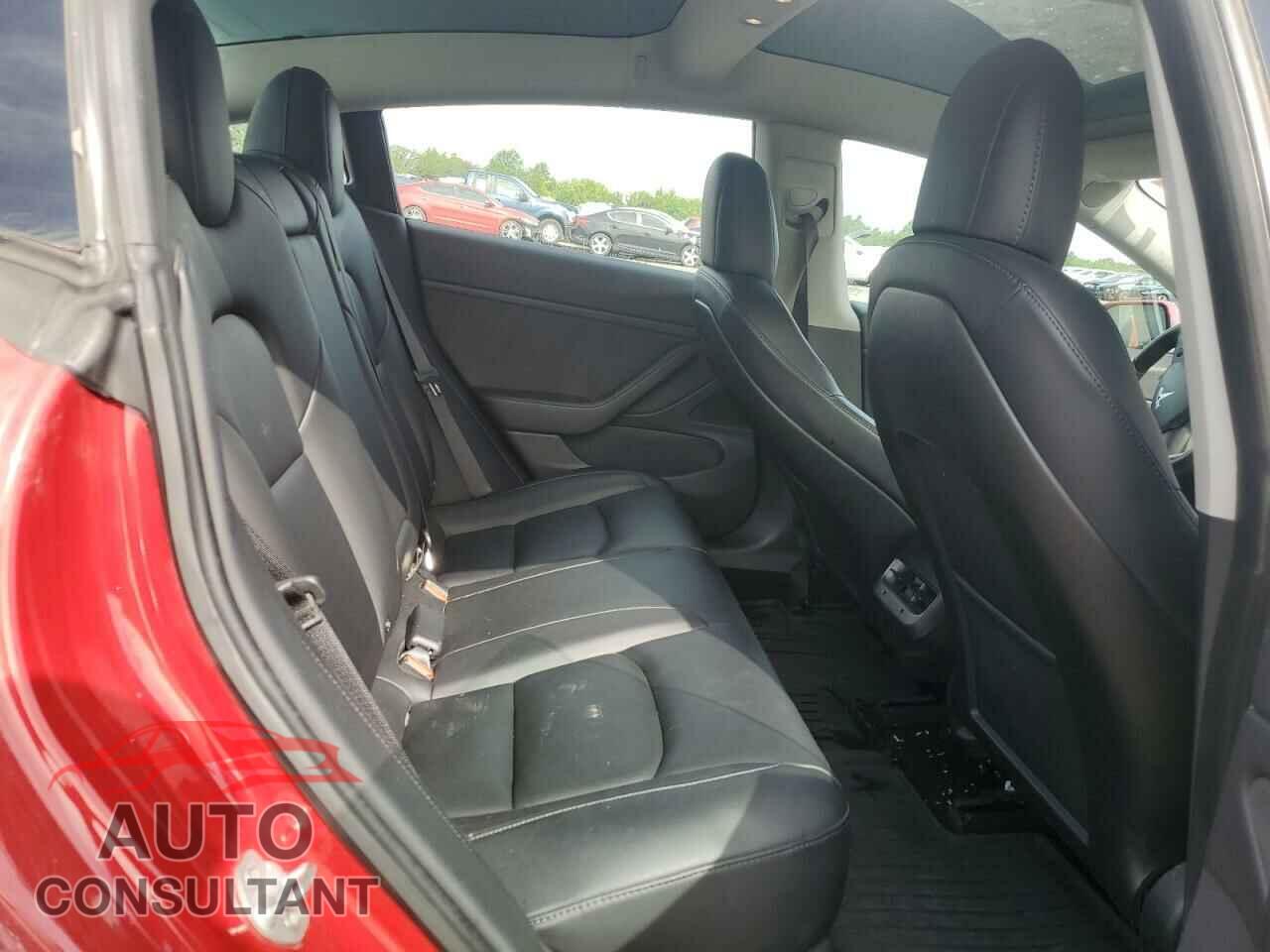 TESLA MODEL 3 2018 - 5YJ3E1EB8JF114796