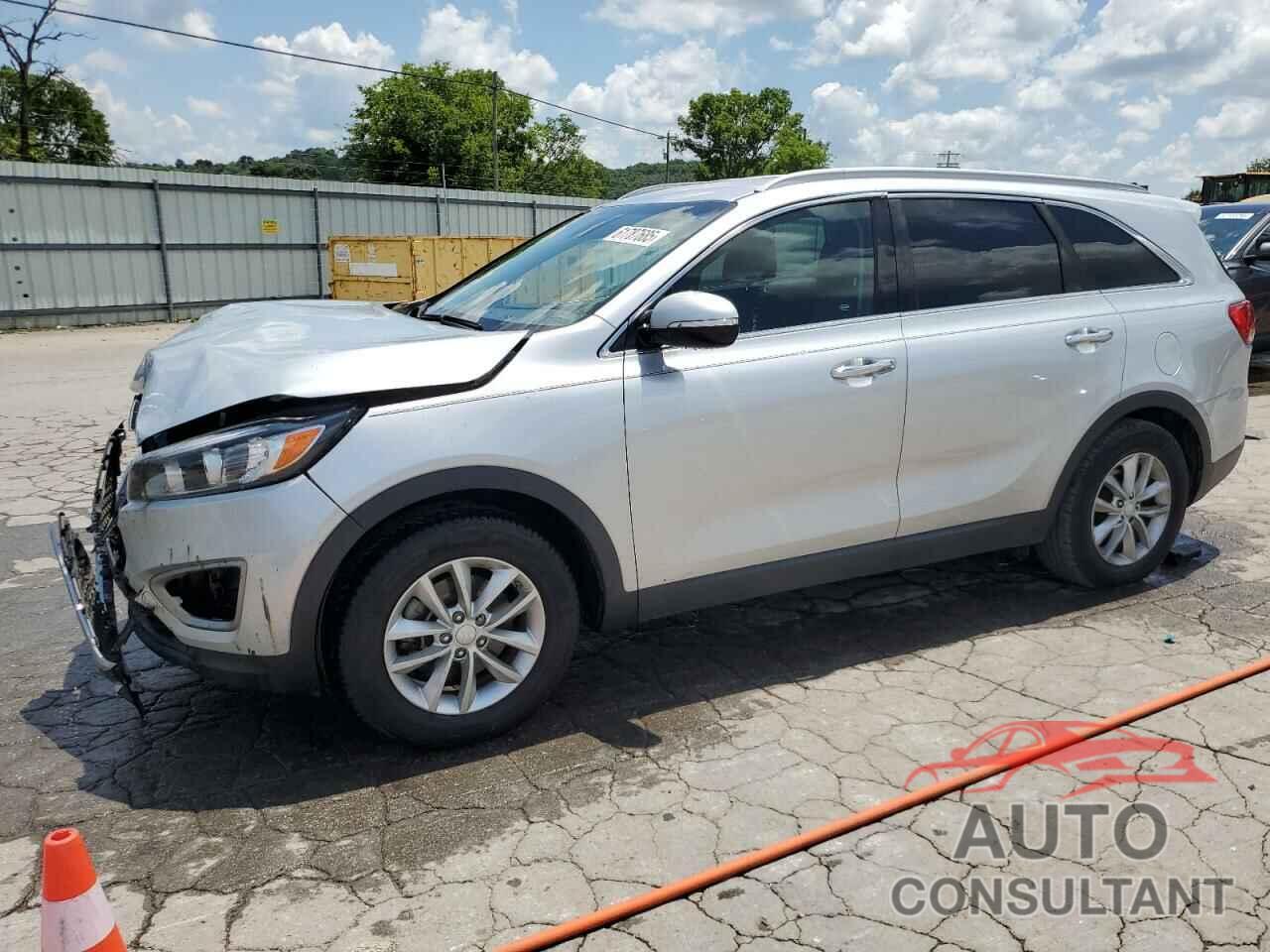 KIA SORENTO 2017 - 5XYPG4A55HG232238