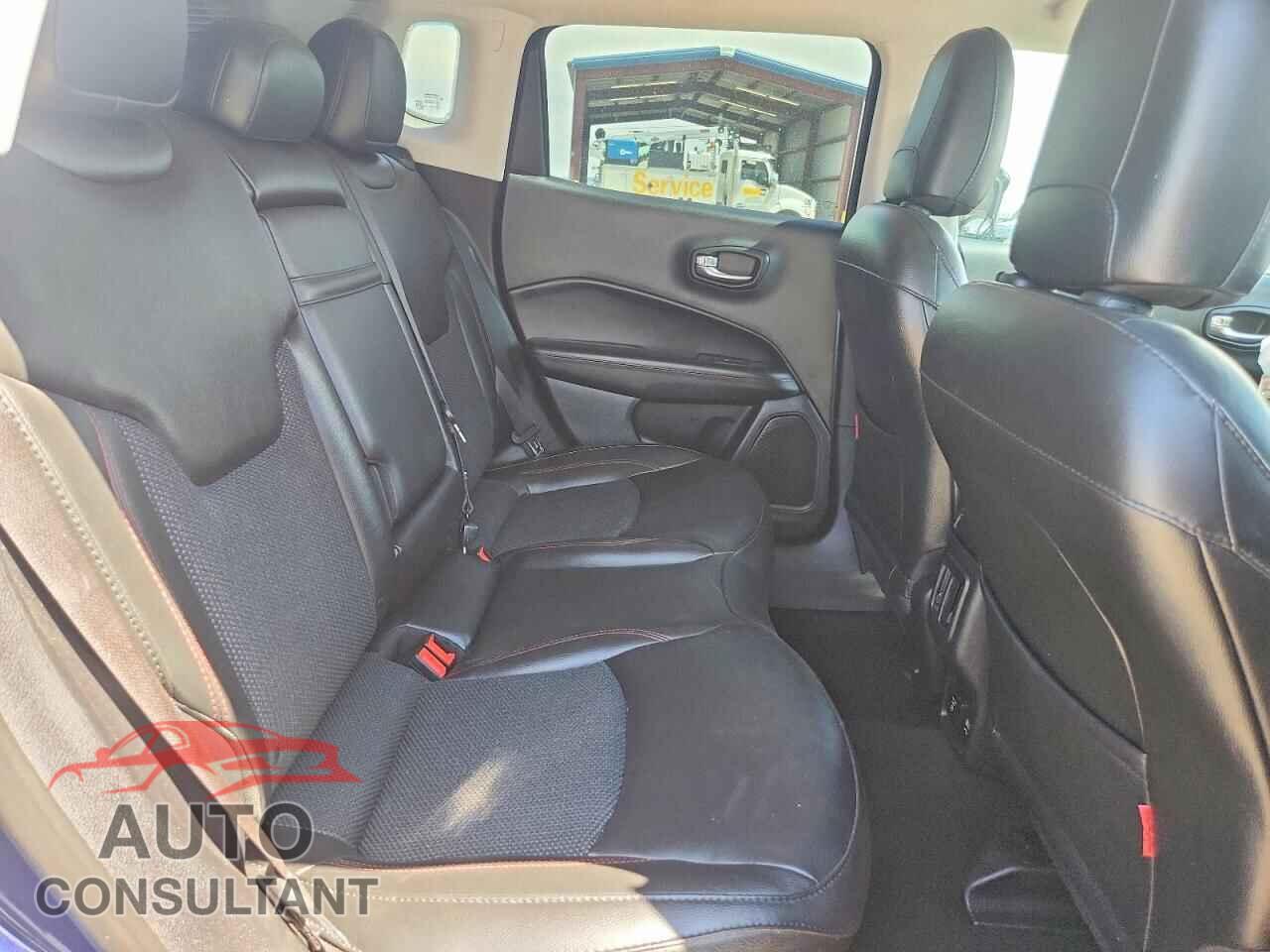 JEEP COMPASS 2019 - 3C4NJDDB2KT728544