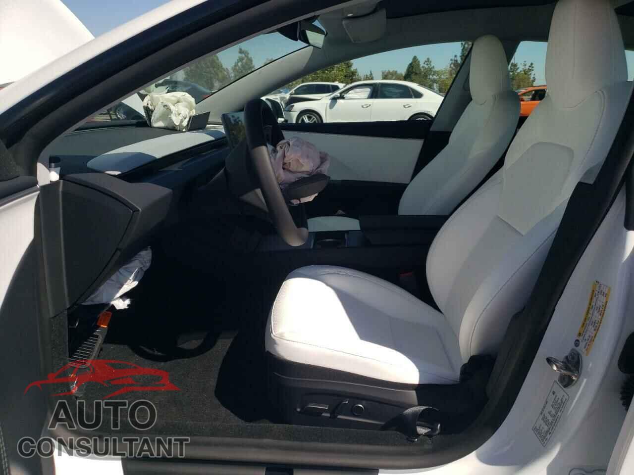 TESLA MODEL 3 2024 - 5YJ3E1EA1RF801511