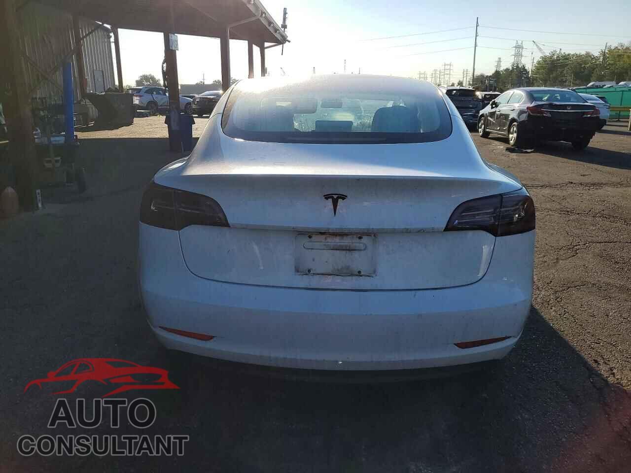 TESLA MODEL 3 2018 - 5YJ3E1EBXJF081400