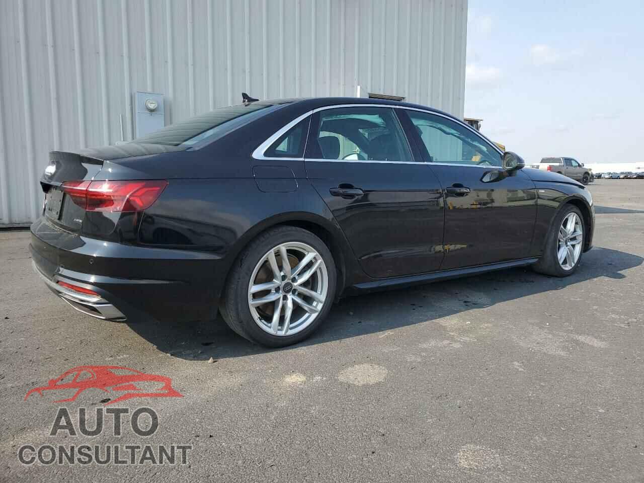 AUDI A4 2021 - WAUDAAF43MA043839