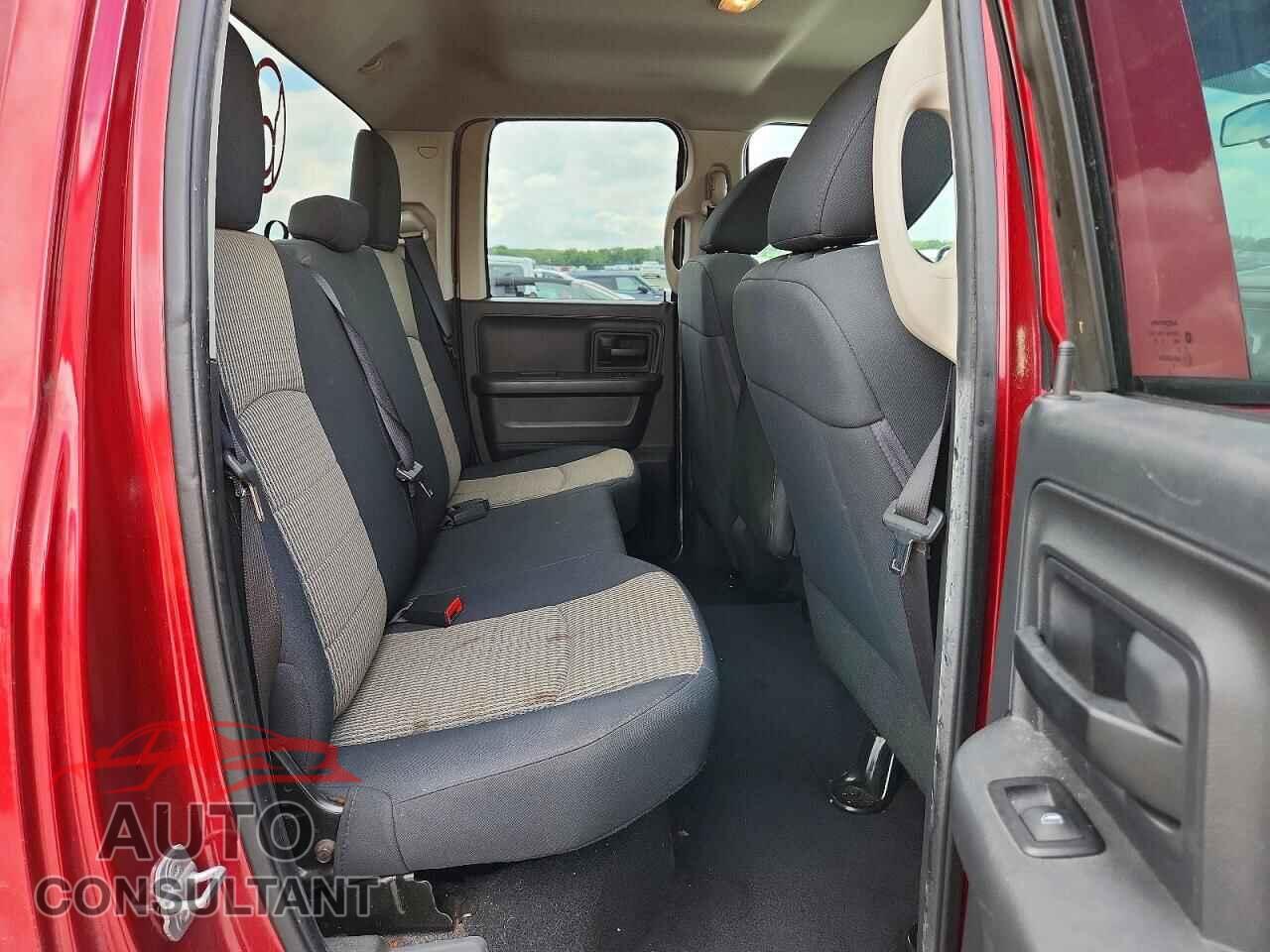 DODGE RAM 1500 2012 - 1C6RD6FT8CS221913