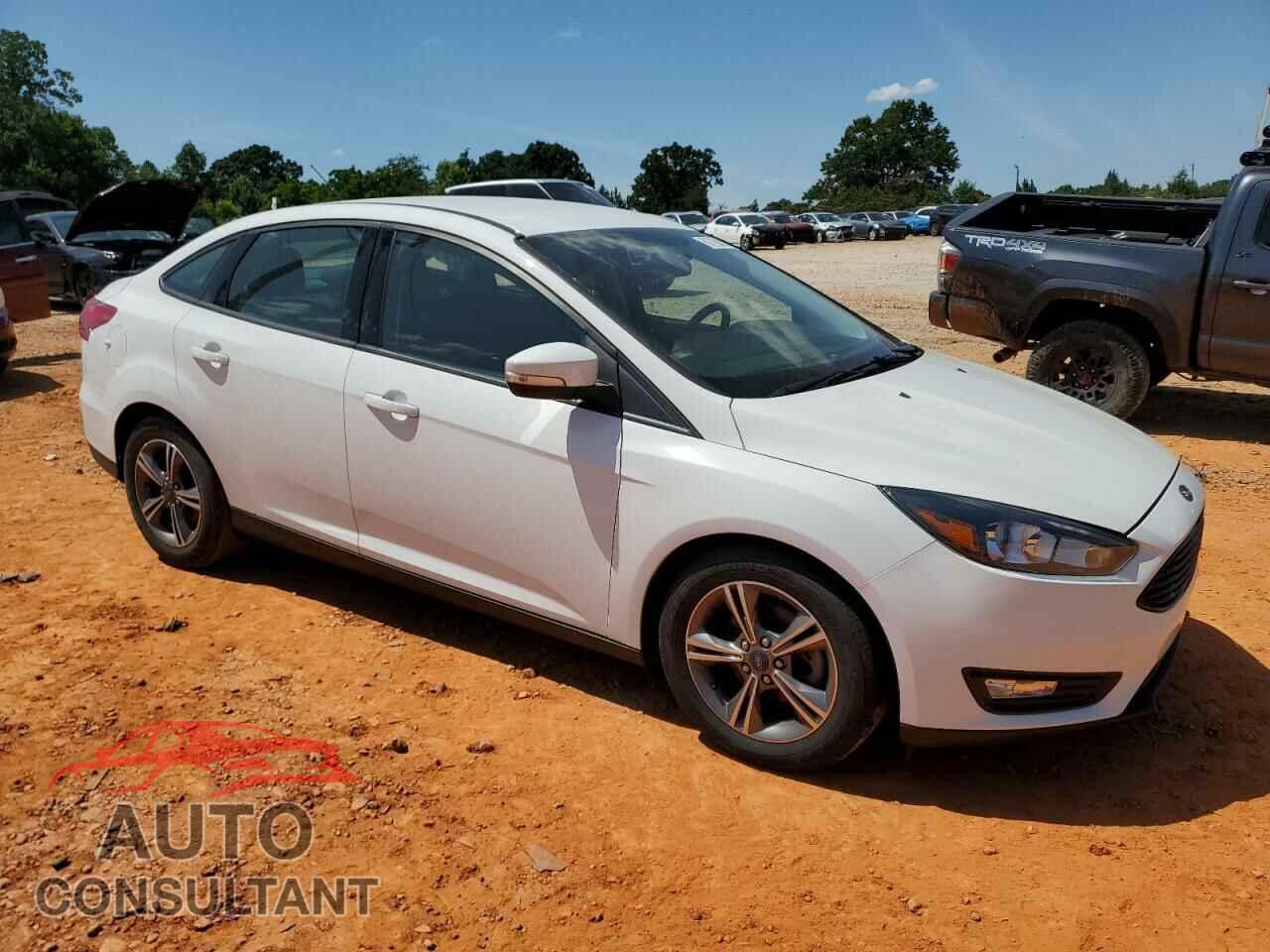 FORD FOCUS 2018 - 1FADP3FE9JL264664