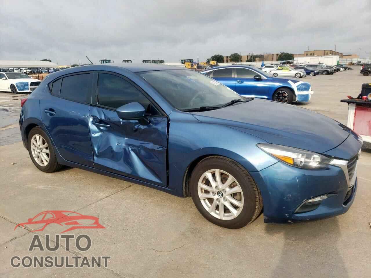 MAZDA 3 2017 - 3MZBN1K73HM129933