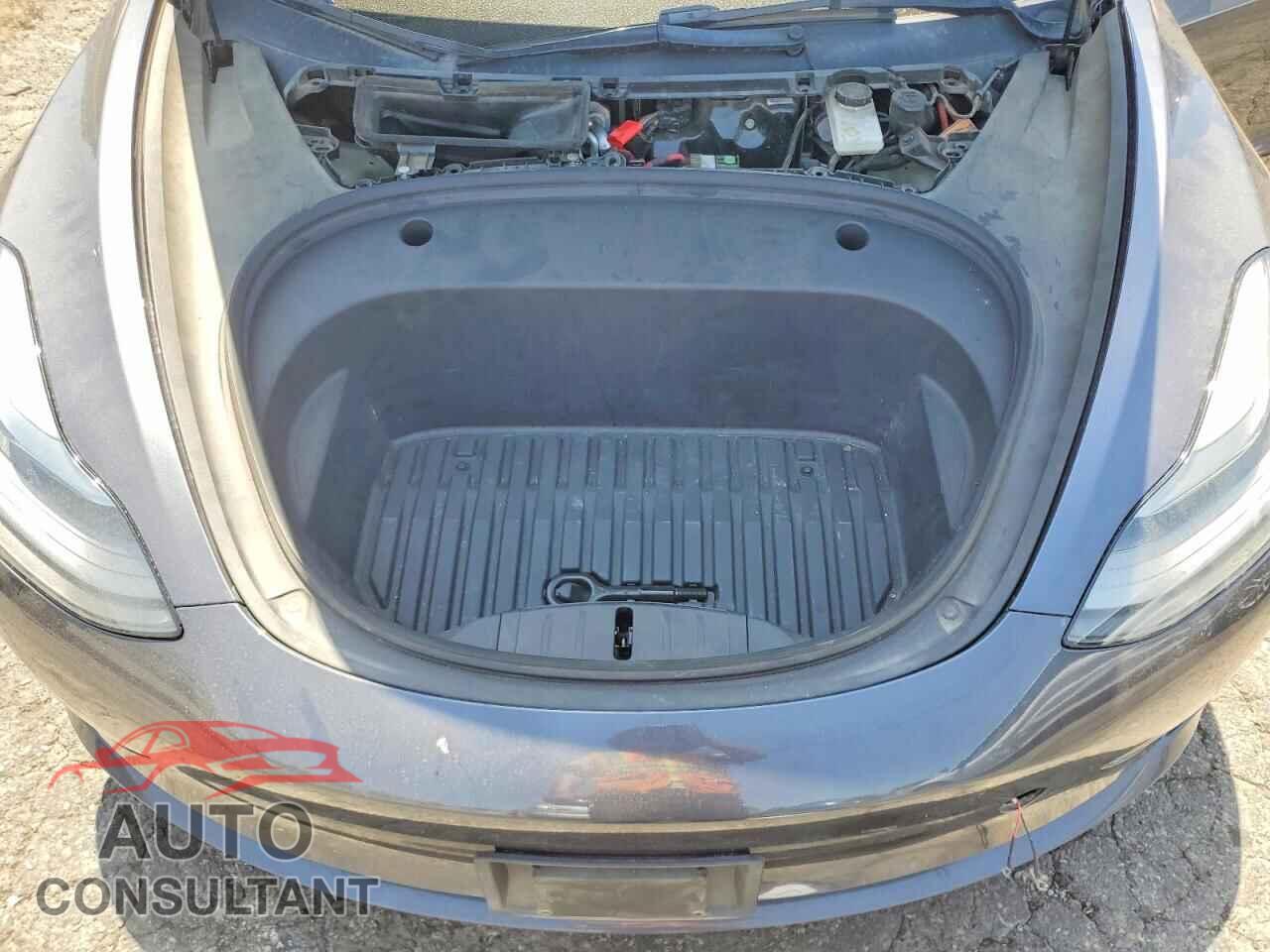 TESLA MODEL 3 2023 - 5YJ3E1EA8PF452425
