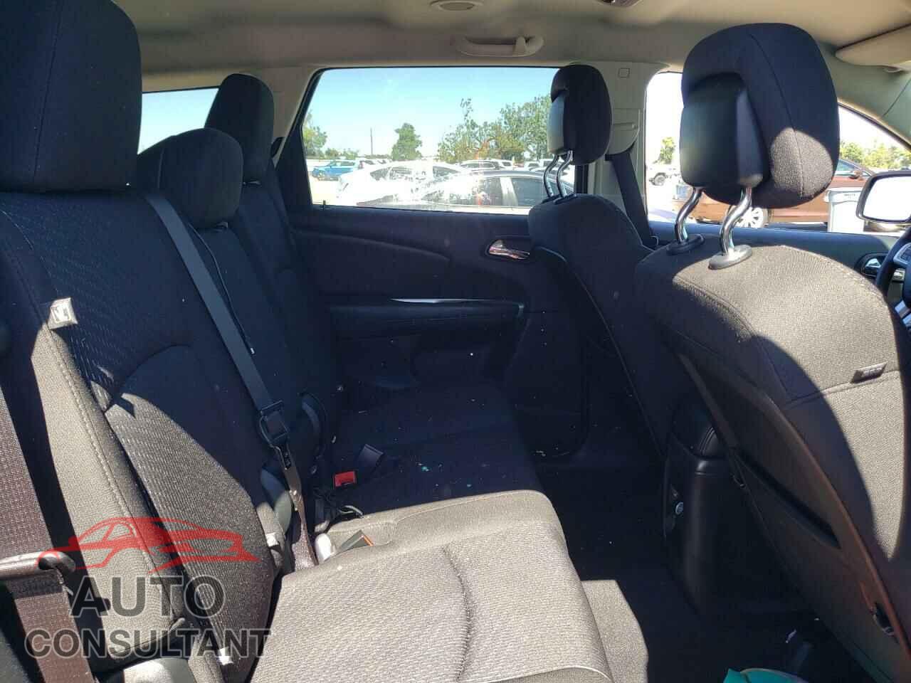 DODGE JOURNEY 2019 - 3C4PDCBB6KT694301