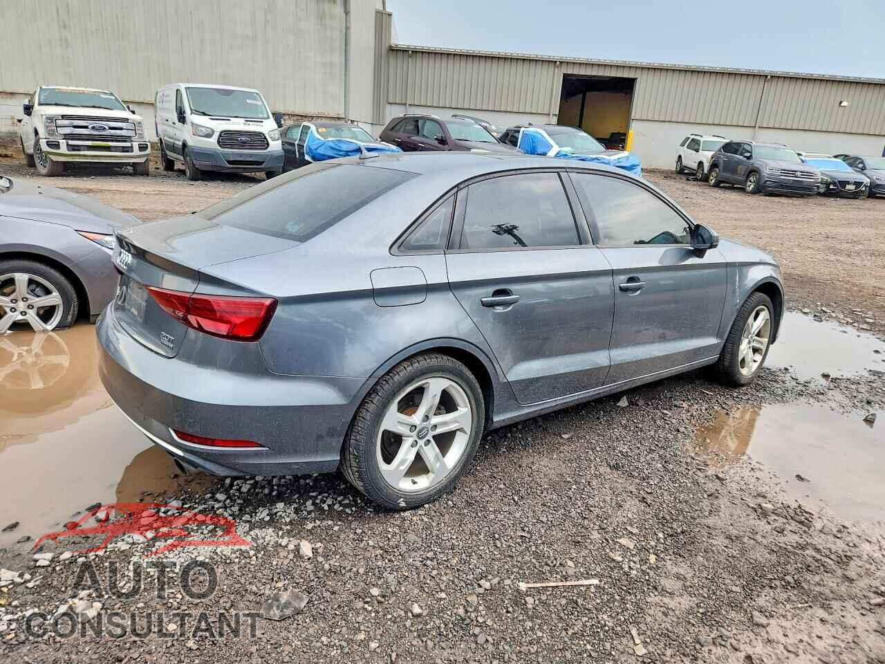 AUDI A3 2017 - WAUB8GFF3H1051520