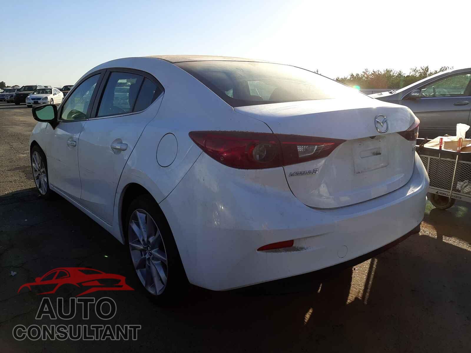 MAZDA 3 2017 - 3MZBN1V78HM126344