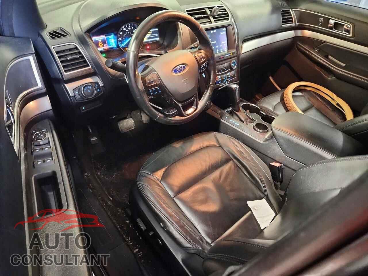 FORD EXPLORER 2017 - 1FM5K7D86HGC80238