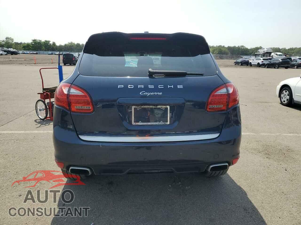 PORSCHE CAYENNE 2012 - WP1AA2A25CLA12787
