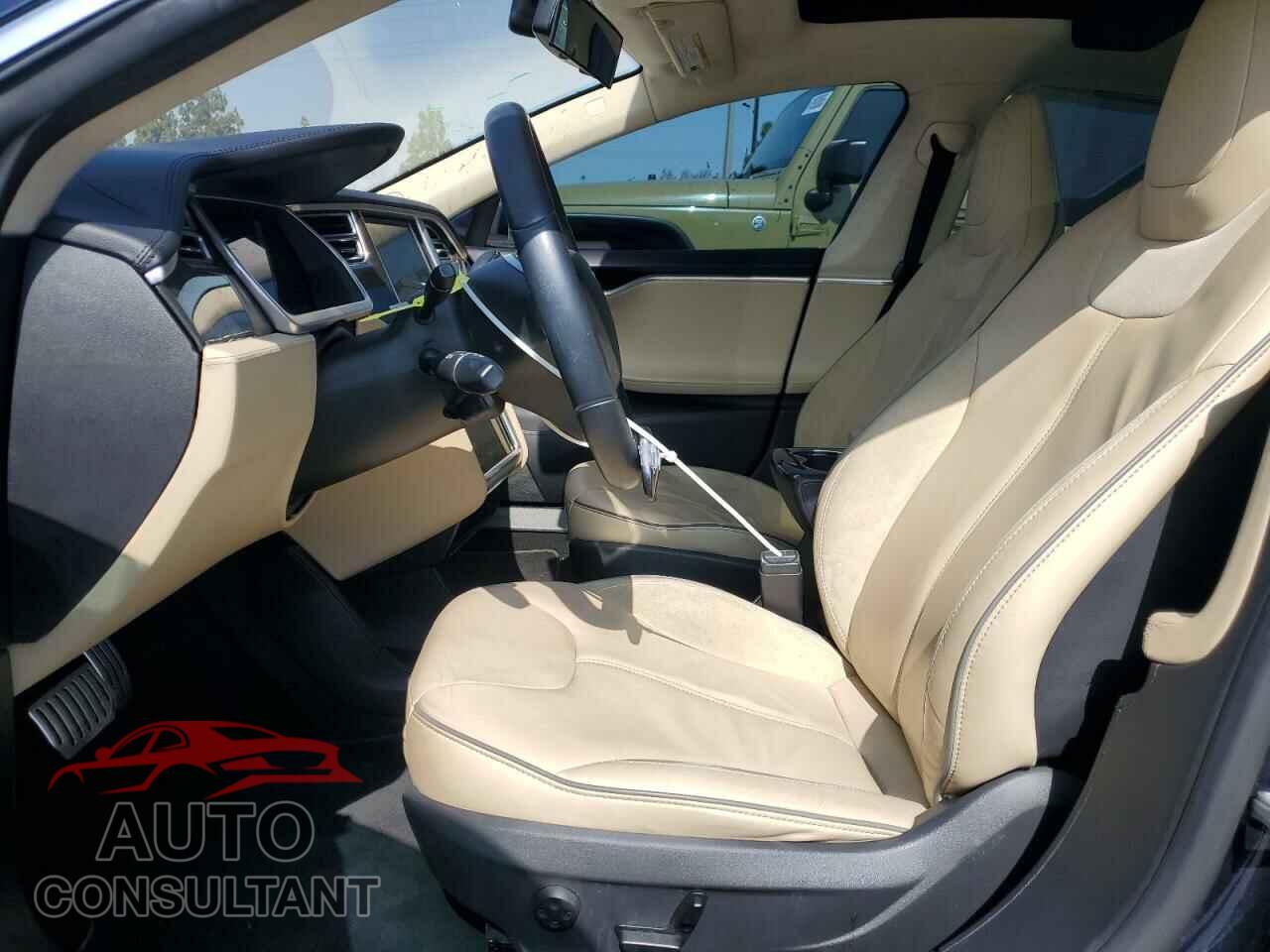 TESLA MODEL S 2013 - 5YJSA1CP9DFP14639