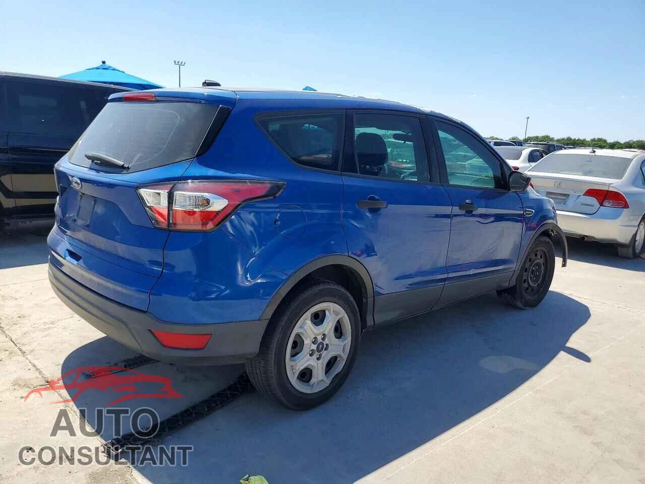 FORD ESCAPE 2017 - 1FMCU0F71HUC00178