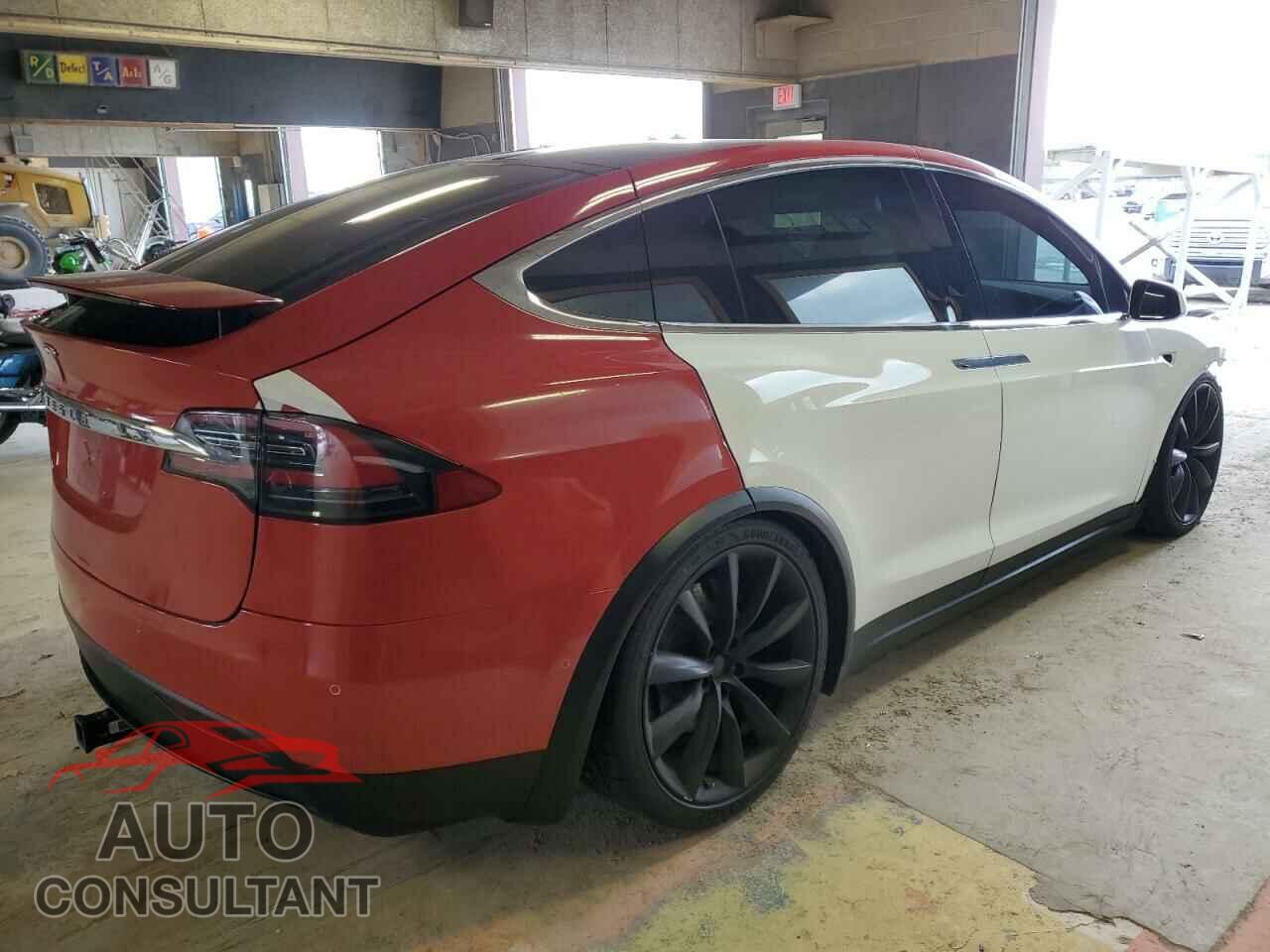TESLA MODEL X 2016 - 5YJXCBE20GF014990