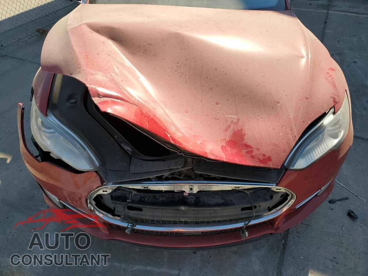 TESLA MODEL S 2015 - 5YJSA1E18FF120152