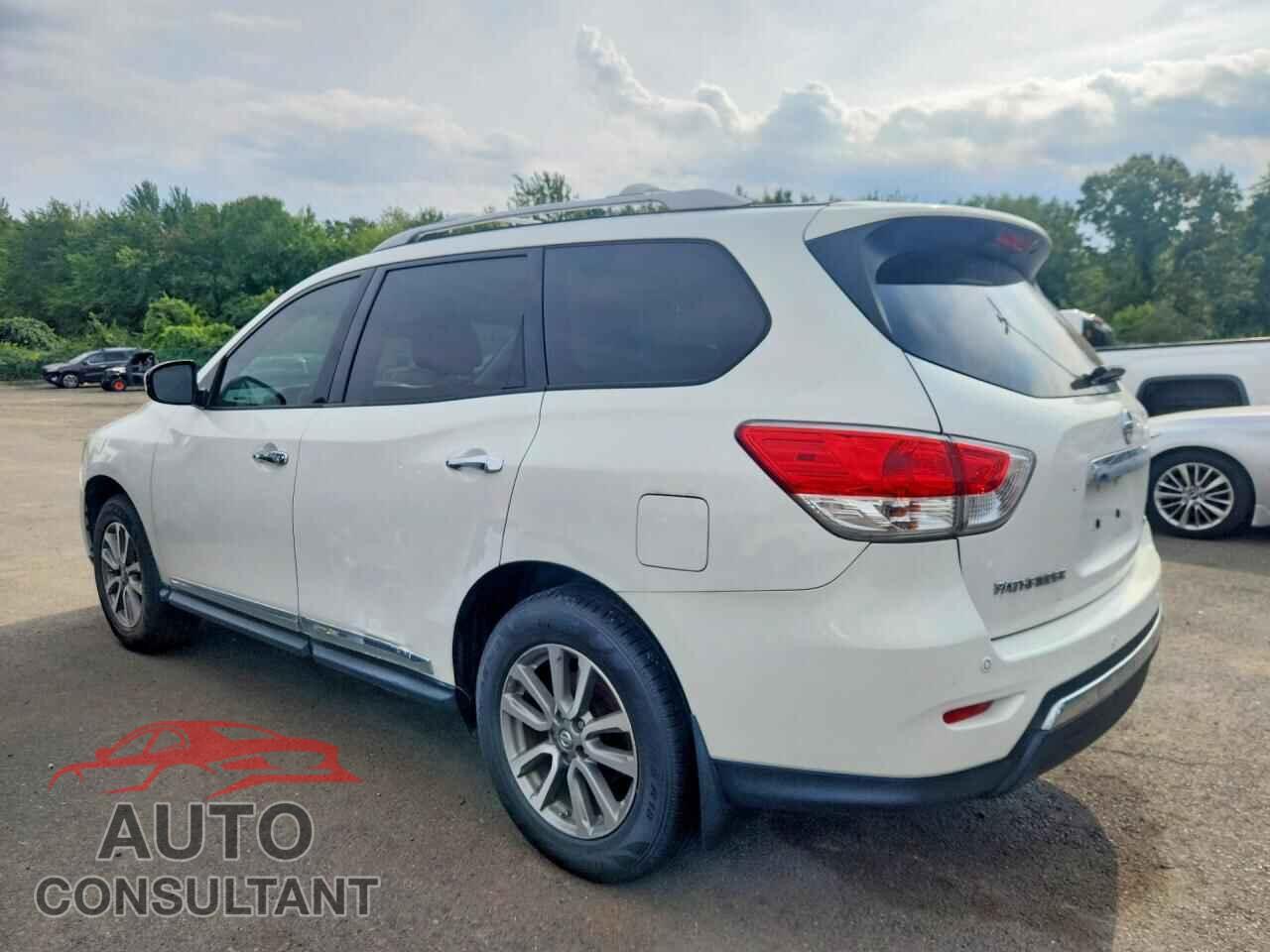 NISSAN PATHFINDER 2013 - 5N1AR2MN5DC690145
