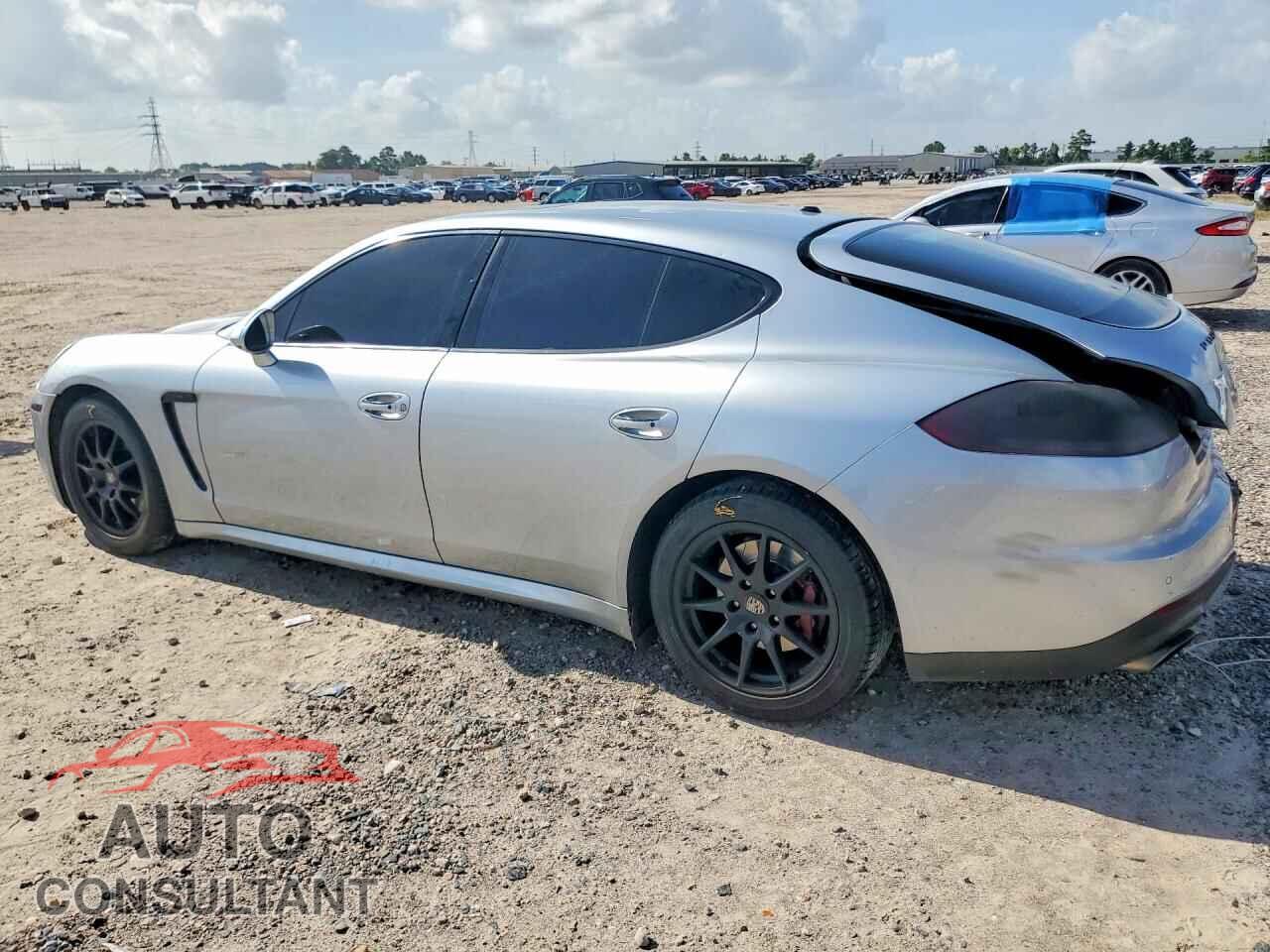 PORSCHE PANAMERA 2015 - WP0AA2A73FL004012