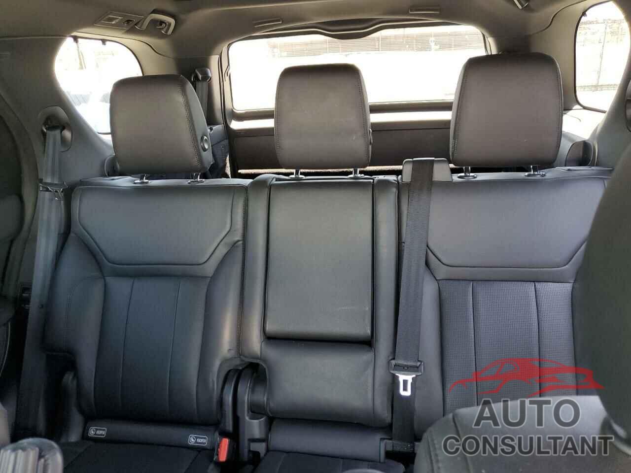 LAND ROVER DISCOVERY 2017 - SALRRBBK0HA043839