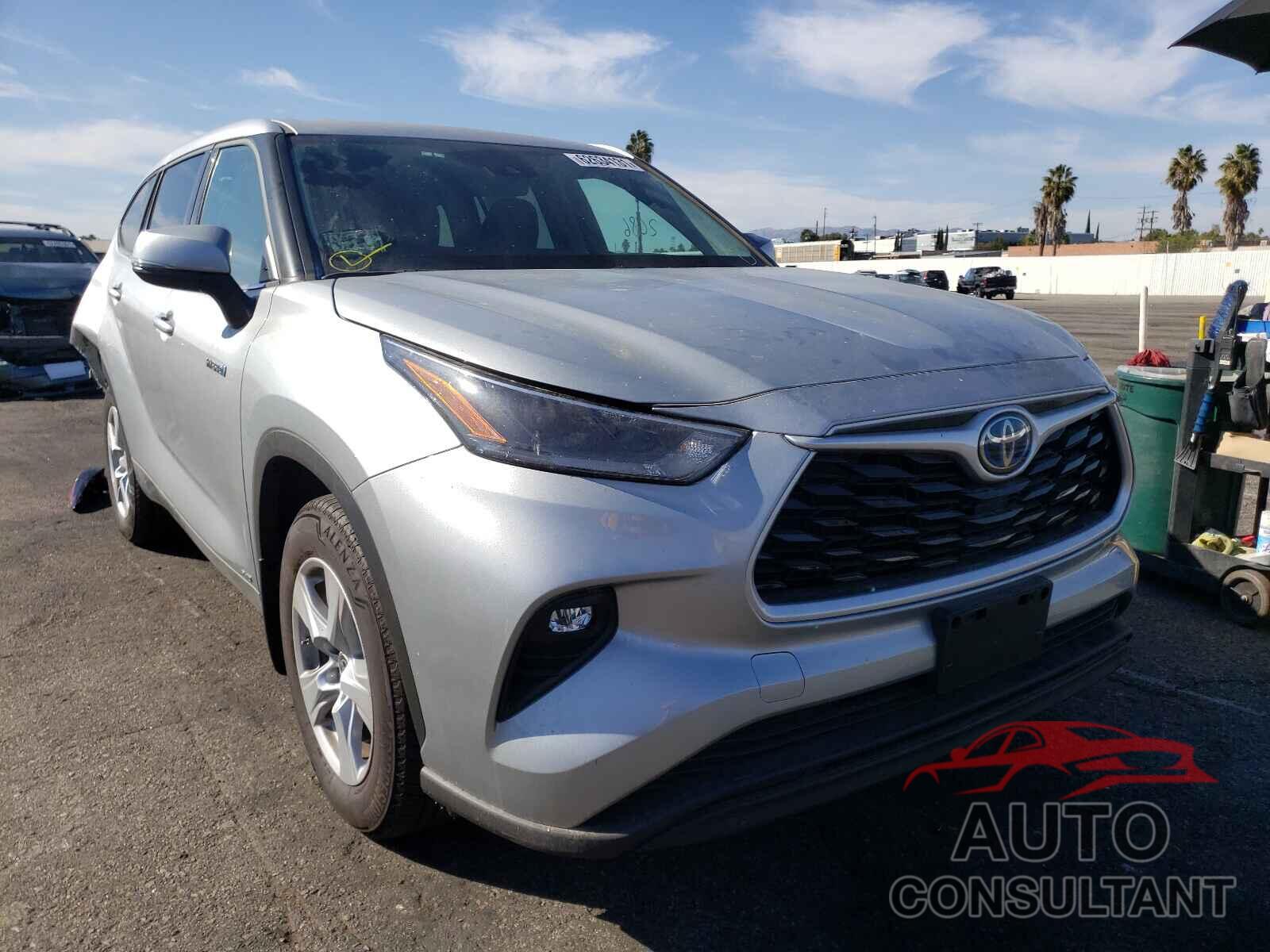 TOYOTA HIGHLANDER 2021 - 5TDBBRCH3MS525453