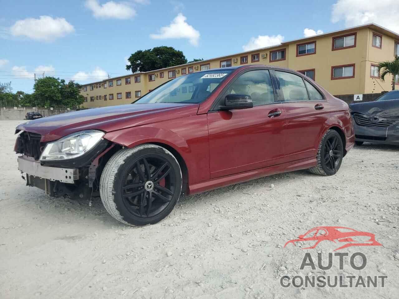 MERCEDES-BENZ C-CLASS 2013 - WDDGF8AB6DA806460