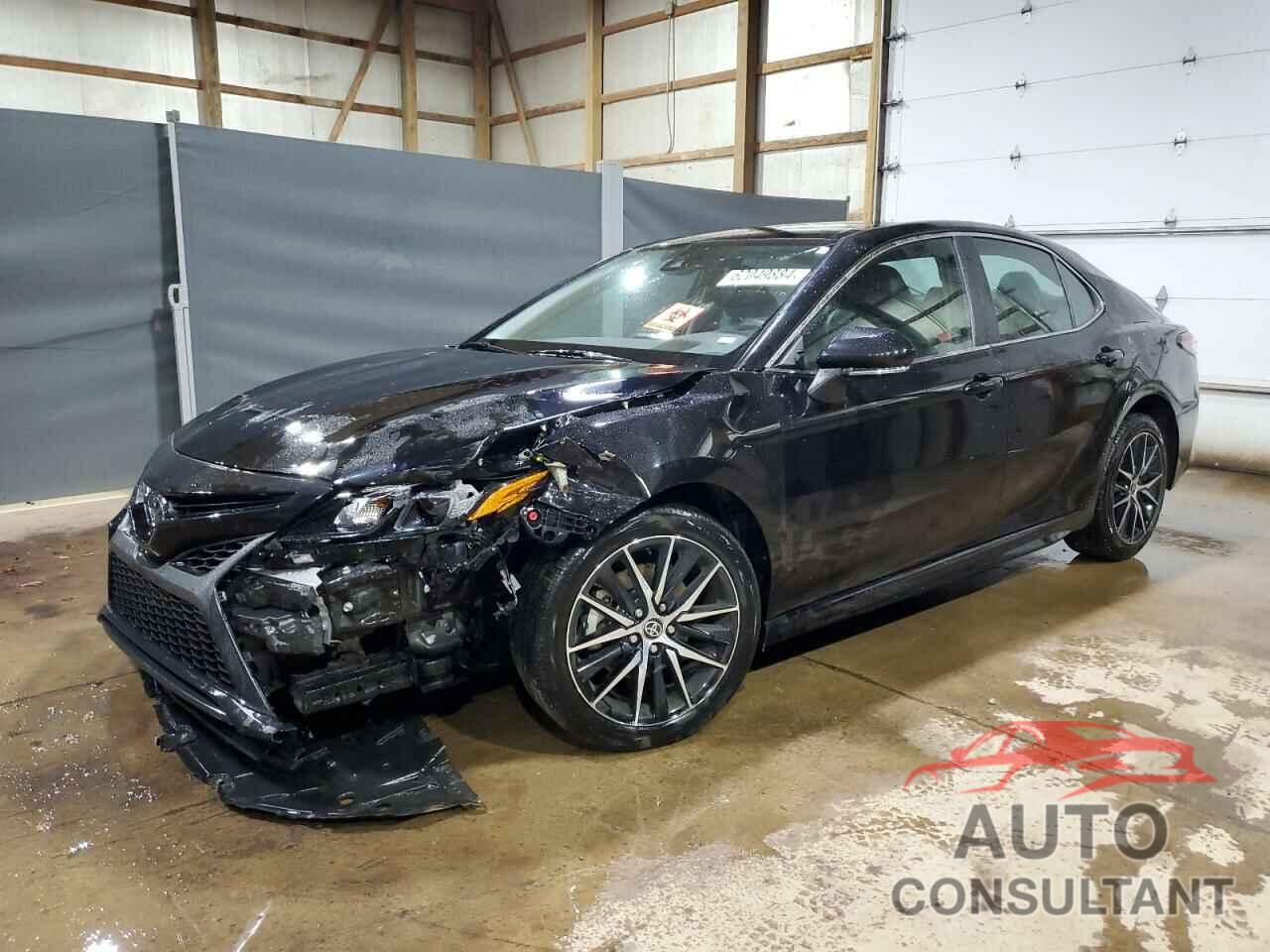 TOYOTA CAMRY 2023 - 4T1G11AK5PU769786