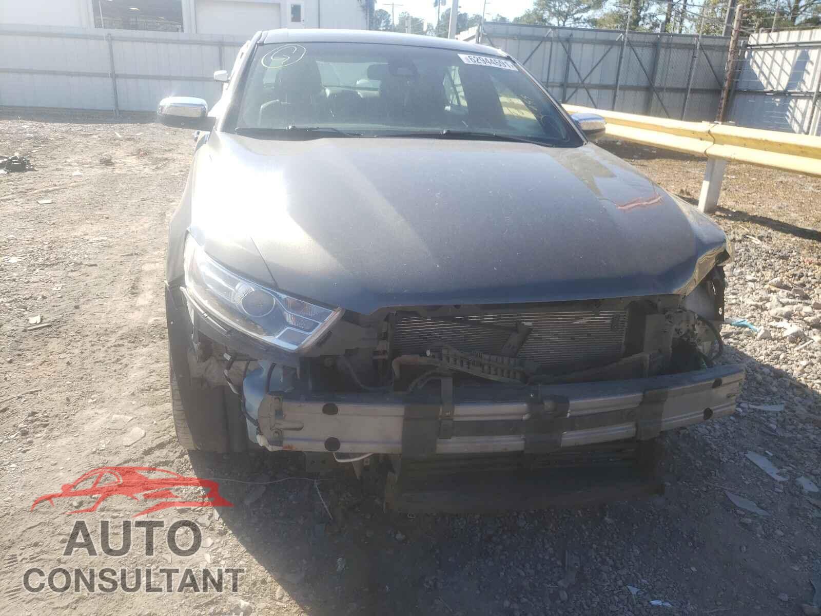FORD TAURUS 2017 - 1FAHP2F82HG104389