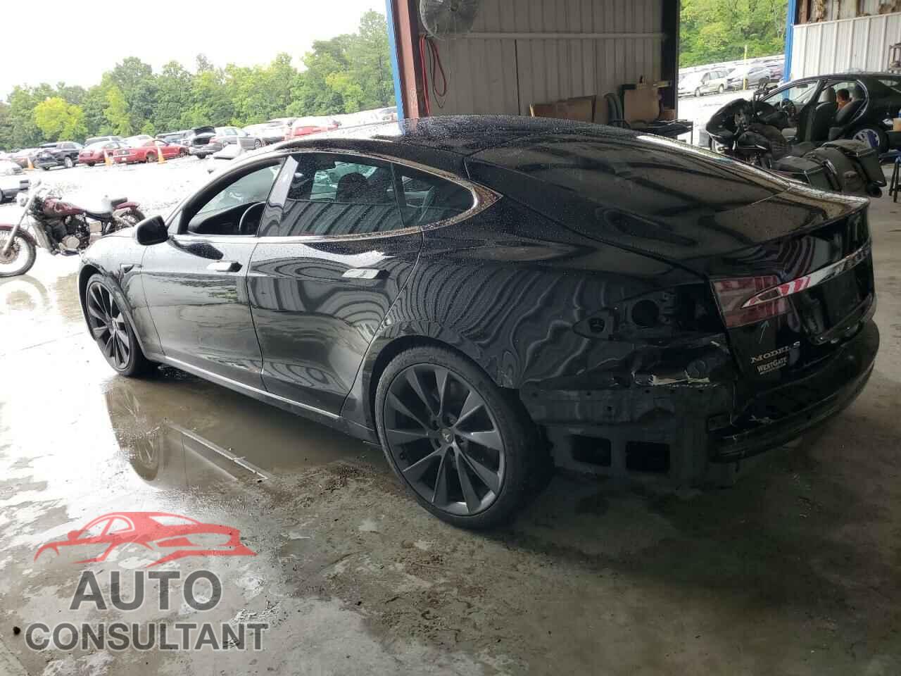 TESLA MODEL S 2018 - 5YJSA1E2XJF264190