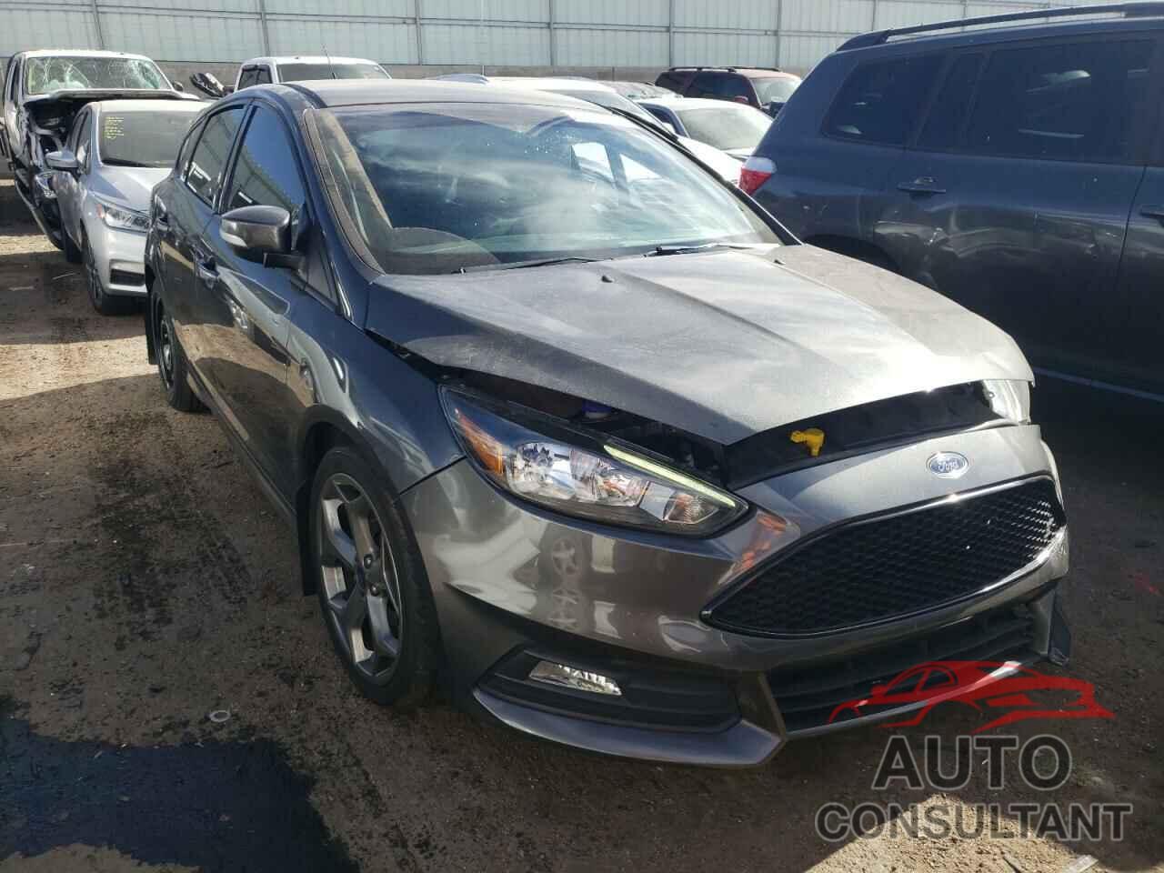 FORD FOCUS 2017 - 1FADP3L92HL333079