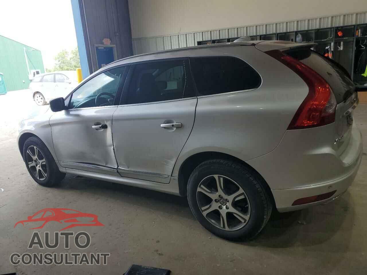 VOLVO XC60 2015 - YV4902RD2F2596800