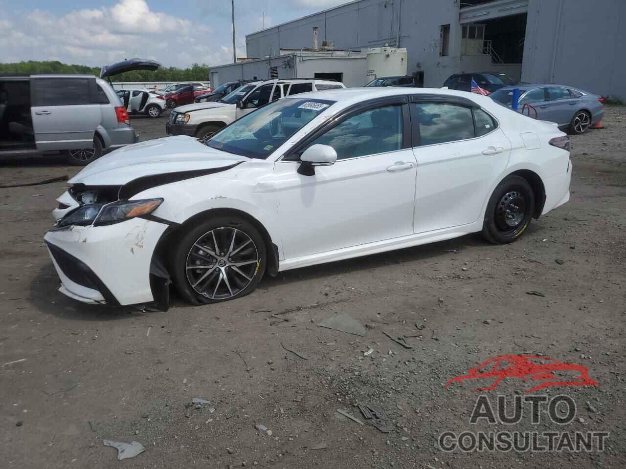 TOYOTA CAMRY 2024 - 4T1G11AK1RU868897
