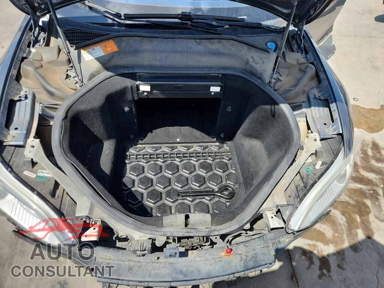 TESLA MODEL S 2013 - 5YJSA1CP3DFP27788