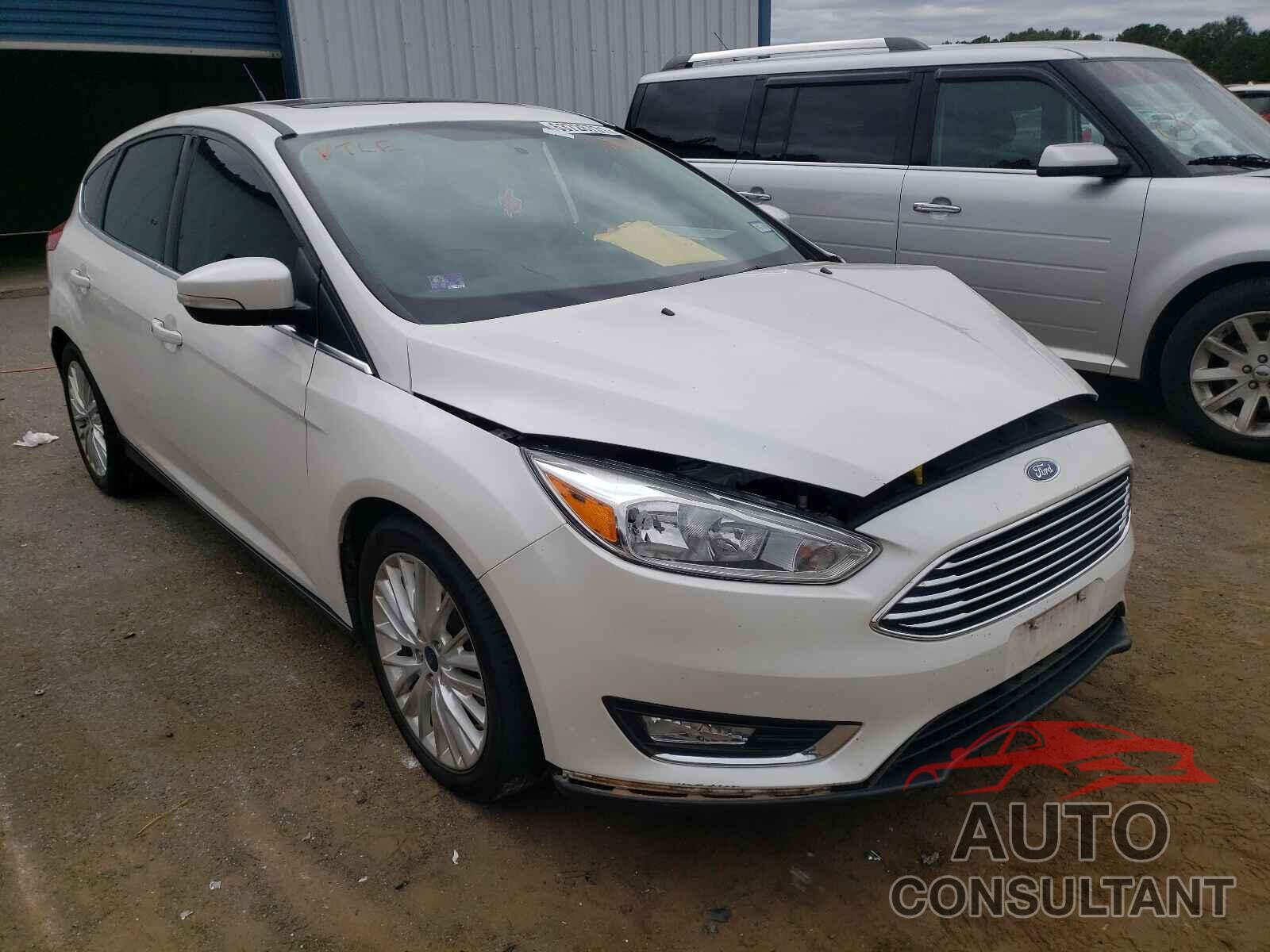 FORD FOCUS 2017 - 1FADP3N28HL334107