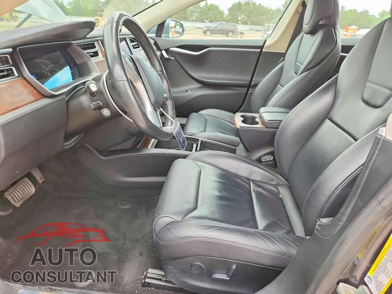TESLA MODEL S 2017 - 5YJSA1E26HF205504