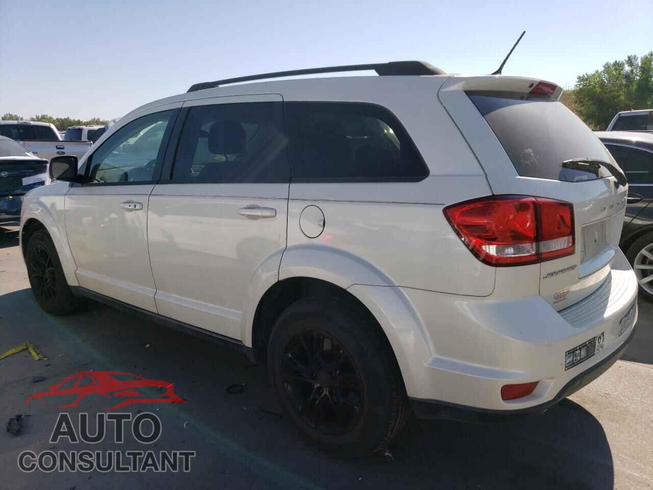 DODGE JOURNEY 2015 - 3C4PDCBG9FT540019