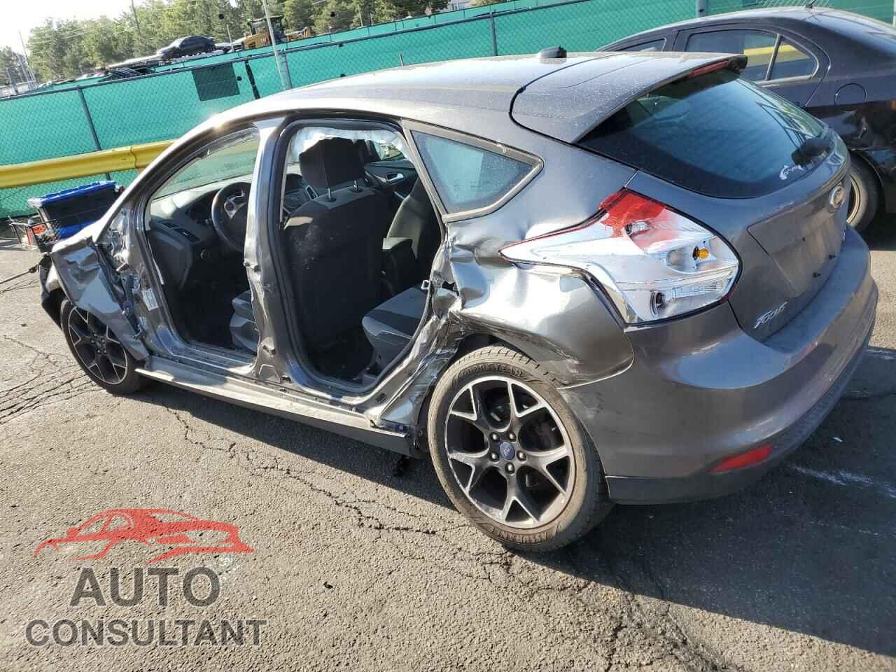 FORD FOCUS 2012 - 1FAHP3K22CL435531