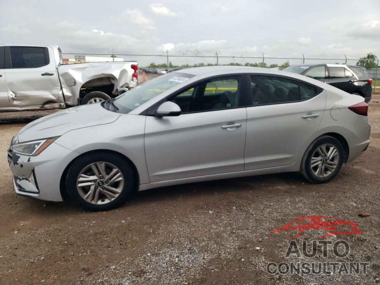 HYUNDAI ELANTRA 2020 - 5NPD84LF5LH506738