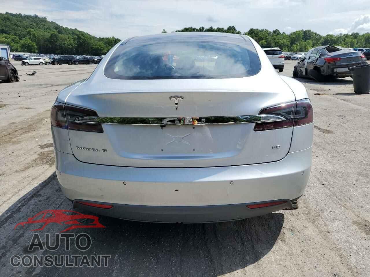 TESLA MODEL S 2014 - 5YJSA1S17EFP66205