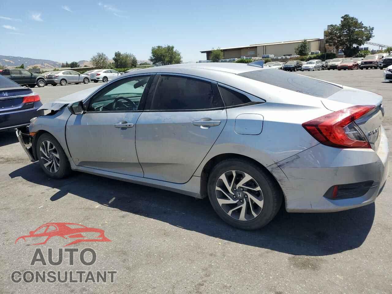 HONDA CIVIC 2017 - 19XFC2F73HE201010