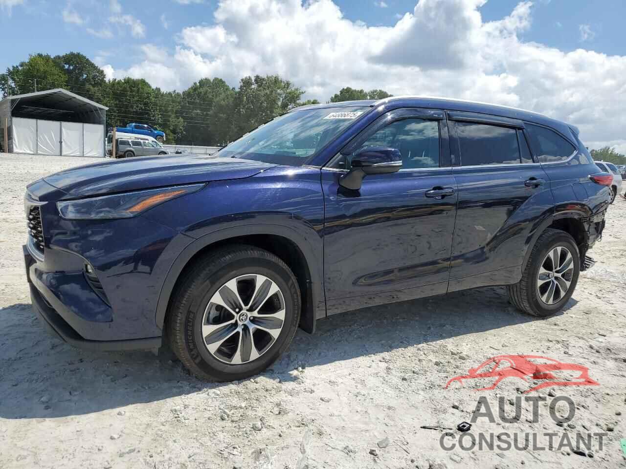 TOYOTA HIGHLANDER 2022 - 5TDGZRBHXNS588506